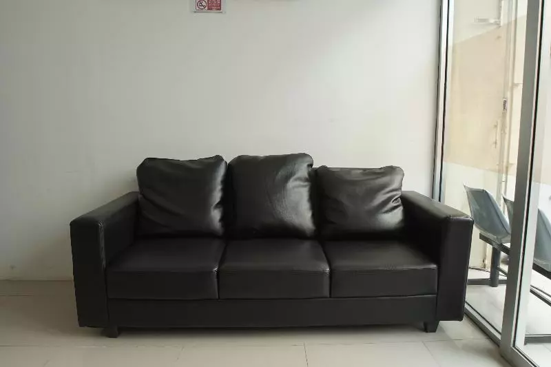 هتل Oyo 2183 Cibeureum Residence