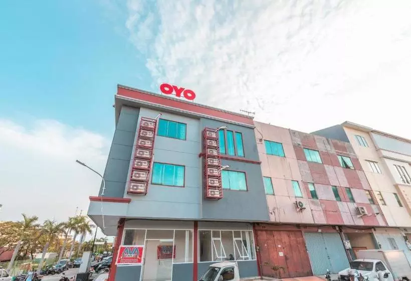 ホテル Oyo 2230 Ava Guest House