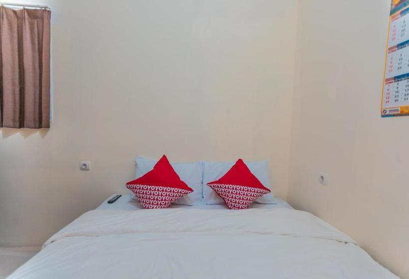 Otel Oyo 2230 Ava Guest House