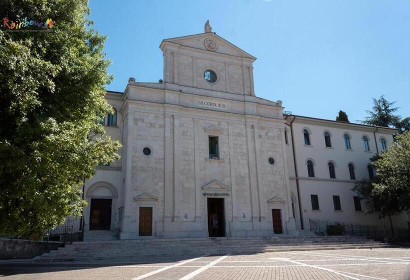 پانسیون Residenza Montenevoso