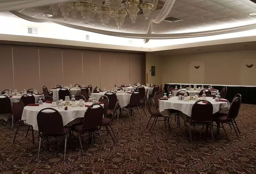 Hotelli Americas Best Value Inn Chippewa Falls