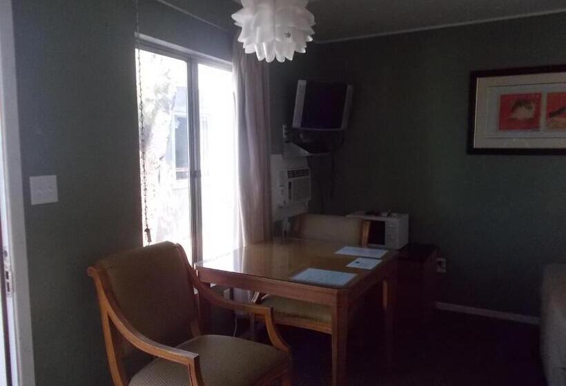 ホテル Atomic Inn Beatty Near Death Valley