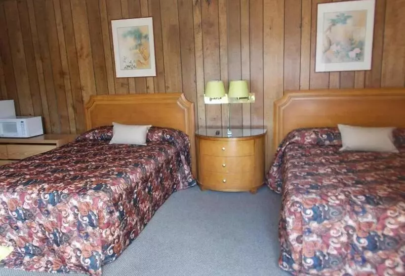 בית מלון כפרי Atomic Inn Beatty Near Death Valley