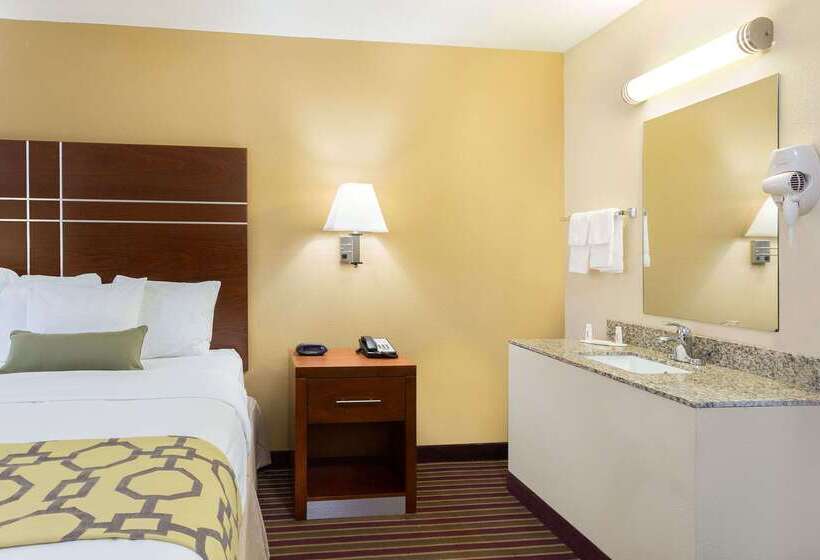 Hotel Baymont By Wyndham Bowling Green