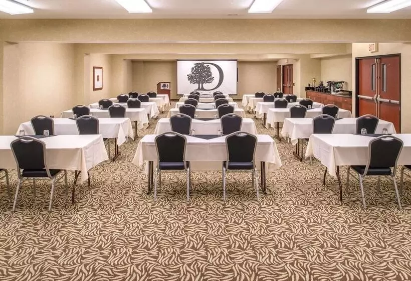 Отель Doubletree By Hilton Portland  Beaverton