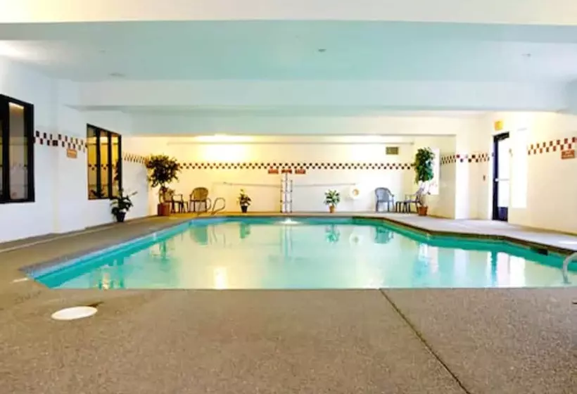 Отель Doubletree By Hilton Portland  Beaverton