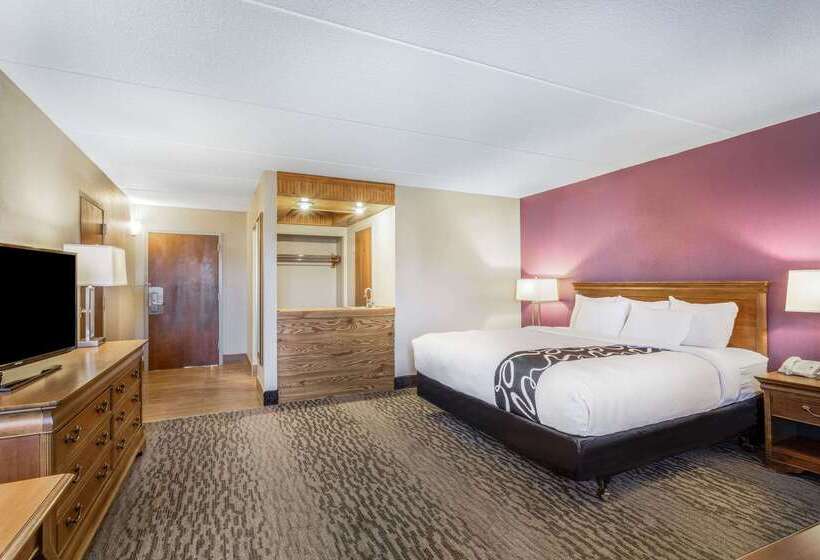 فندق La Quinta Inn By Wyndham Binghamton  Johnson City