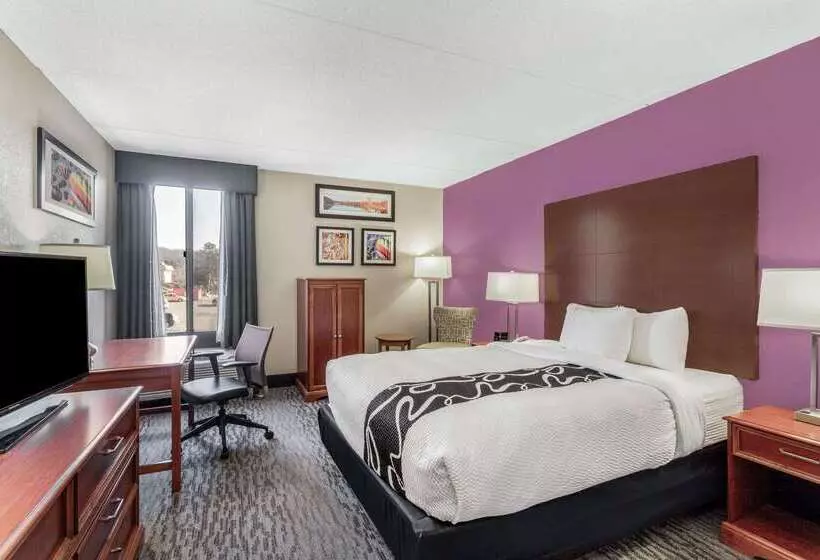 酒店 La Quinta Inn By Wyndham Binghamton  Johnson City