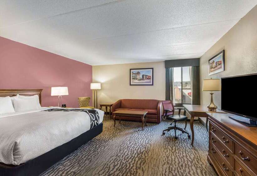 فندق La Quinta Inn By Wyndham Binghamton  Johnson City