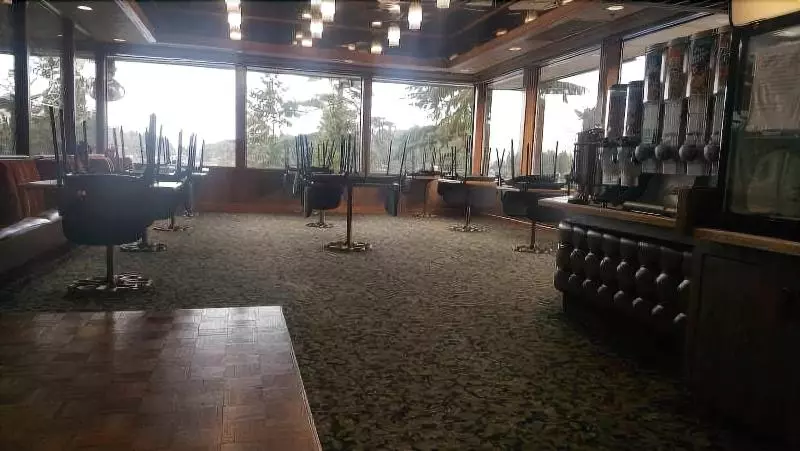 酒店 Oyster Bay Inn & Suites