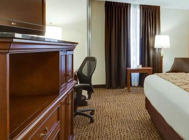 Отель Wingate By Wyndham St Louis Fenton Route 66