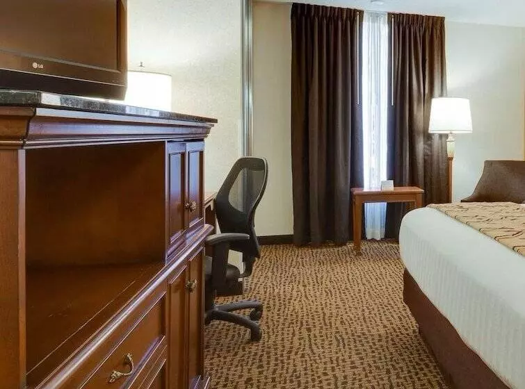 Отель Wingate By Wyndham St Louis Fenton Route 66