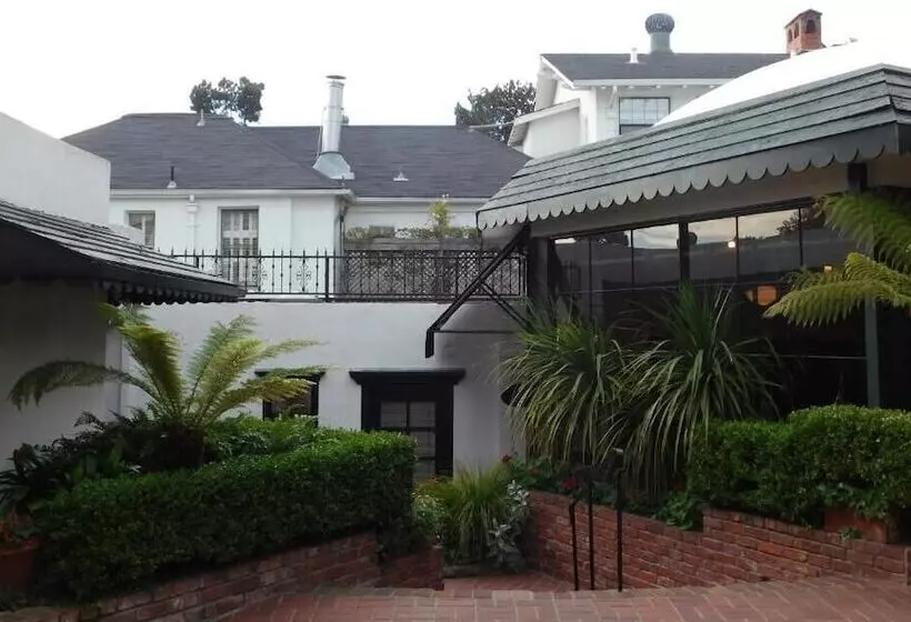 هتل Pine Inn Carmel