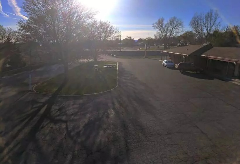 酒店 Prospector Motor Lodge