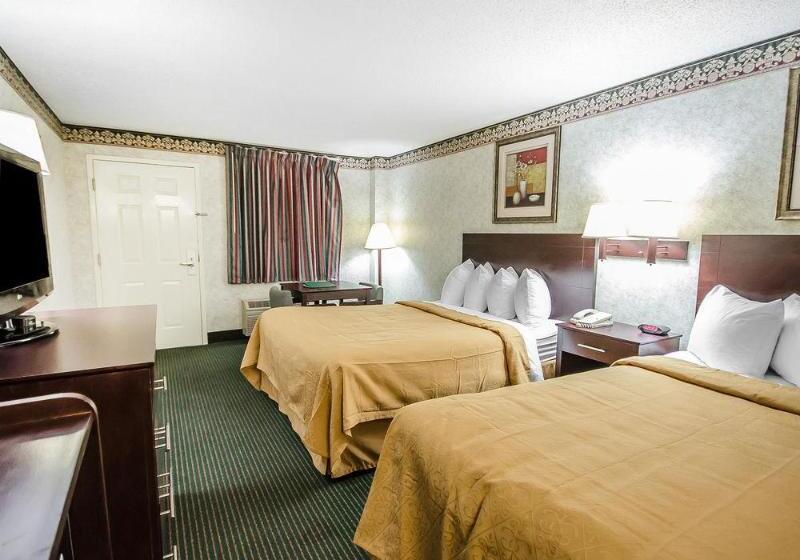 Отель Quality Inn