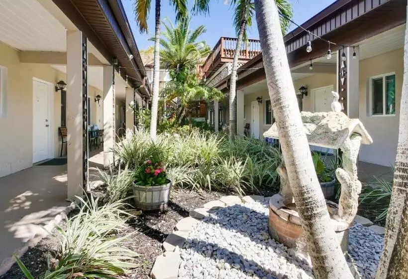 Palm Crest Resort Motel