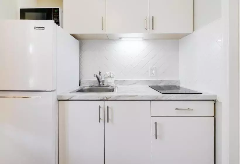 Palm Crest Resort Motel