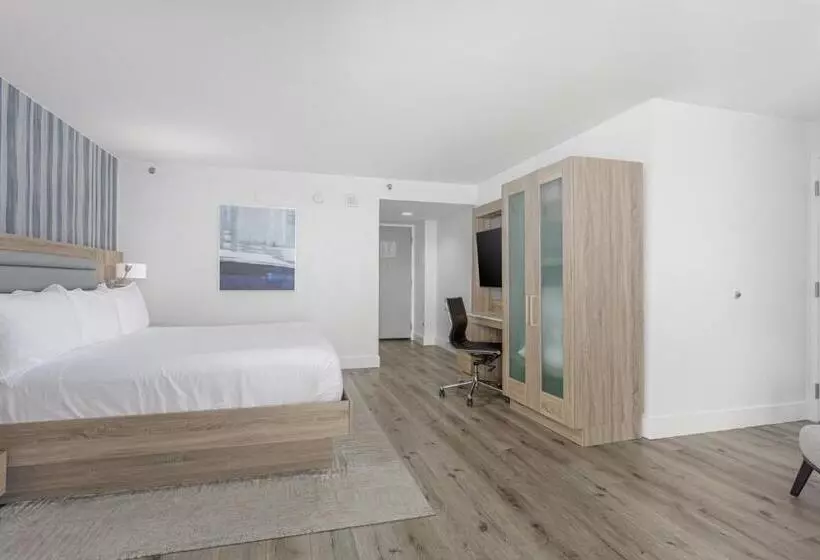 Perdido Beach Resort