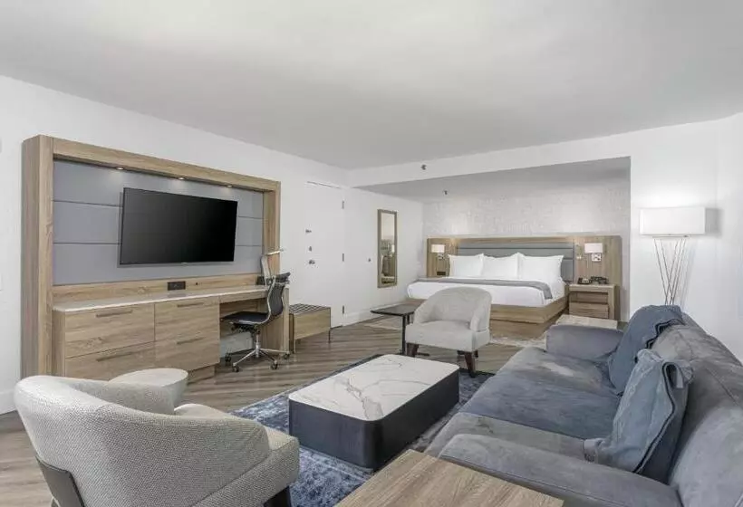 Perdido Beach Resort