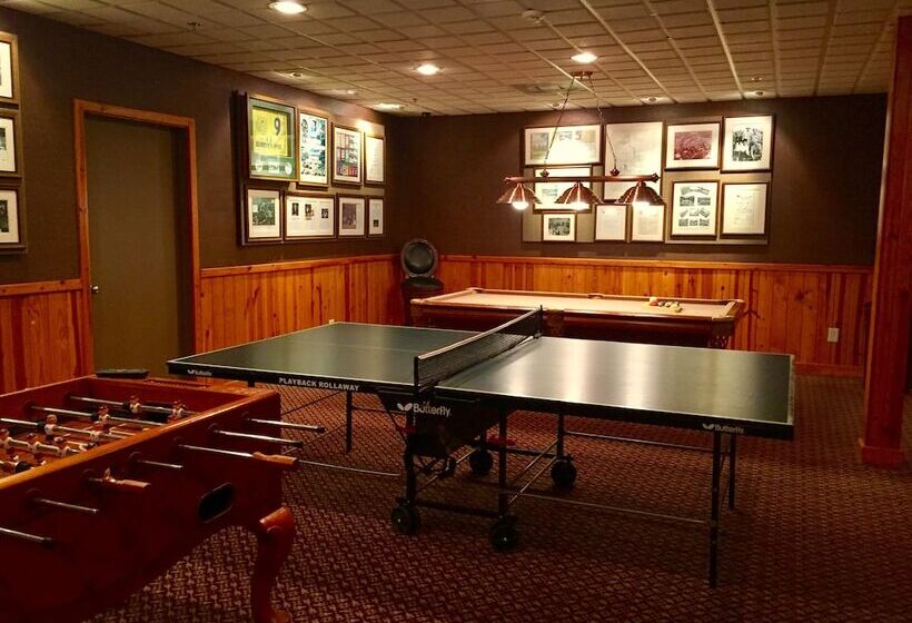 منتجع Pine Needles Lodge & Golf Club