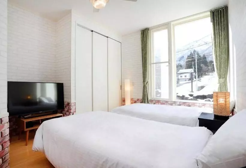 ユースホステル Lift Inn Hakuba Goryu
