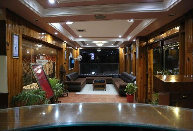 فندق Fab Ever Green