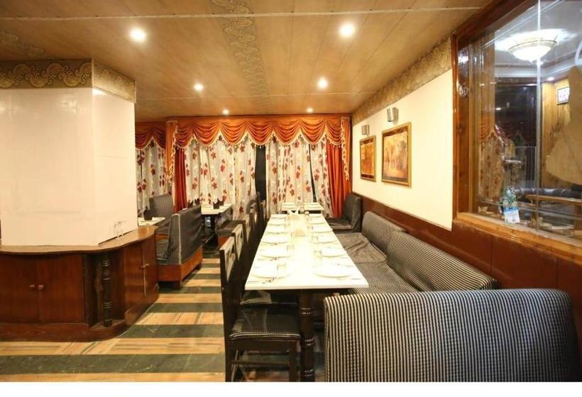 فندق Fab Ever Green