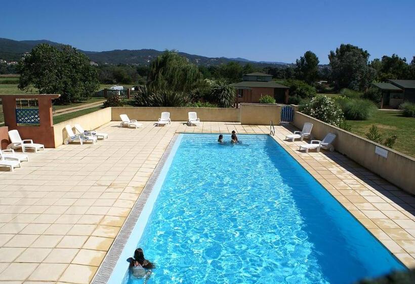 בית מלון כפרי Résidence Marina Di Capitello