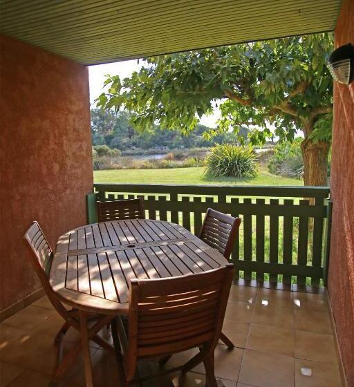 בית מלון כפרי Résidence Marina Di Capitello