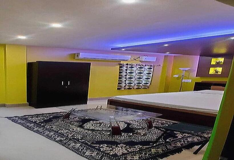 فندق Spot On 63948 Prince Residency And Restaurant