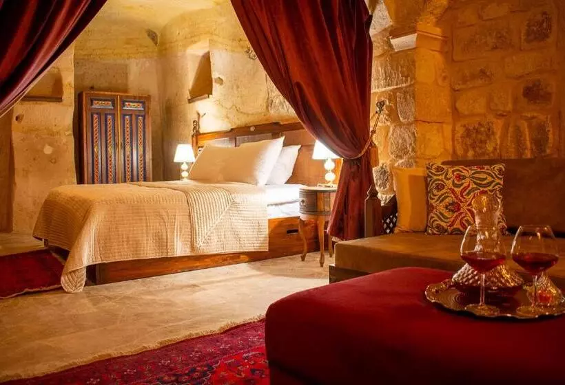 Hotelli Zeydem Suites