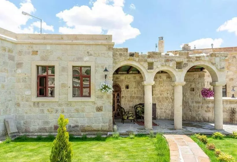 Hotelli Zeydem Suites