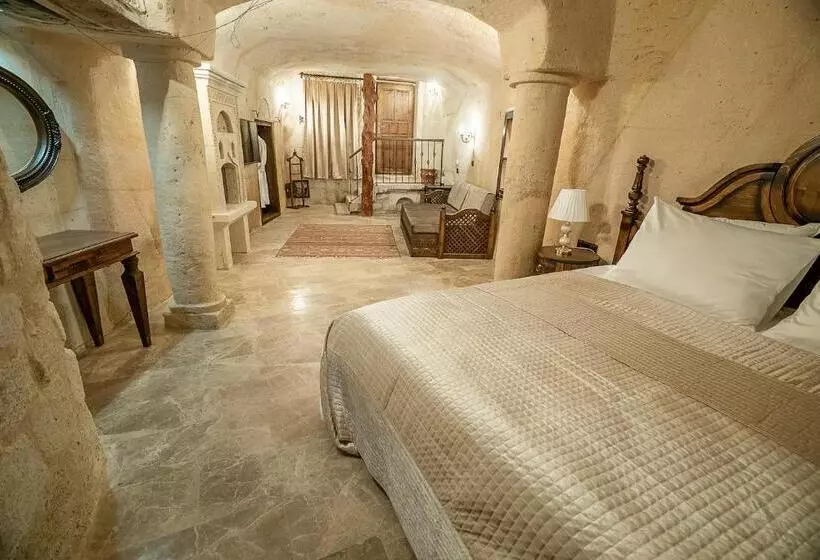 Hotelli Zeydem Suites