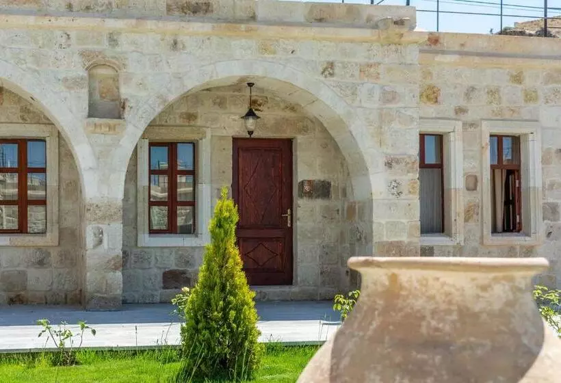 Hotelli Zeydem Suites