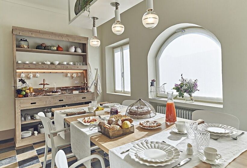 פנסיון Dora Maison De Charme