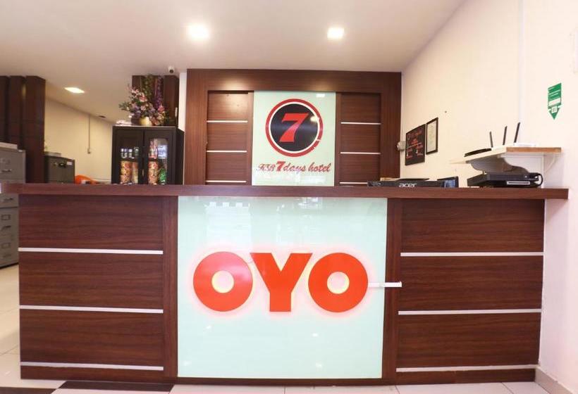 בית מלון כפרי Oyo 89591 Kb 7 Days  Sdn Bhd