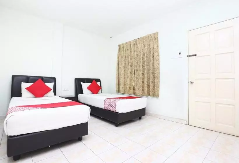 Hotelli Oyo 89591 Kb 7 Days  Sdn Bhd