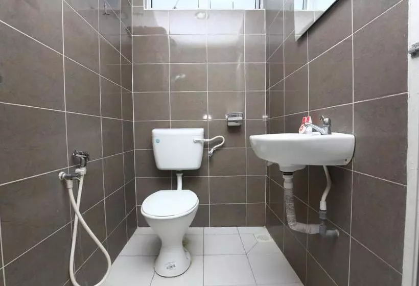 Hotelli Oyo 89591 Kb 7 Days  Sdn Bhd