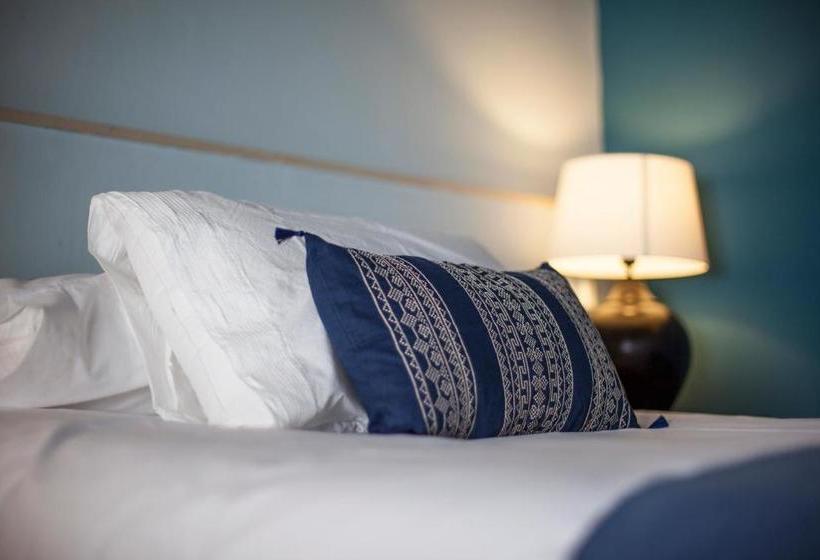 تختخواب و صبحانه Can Ballús Bed&breakfast