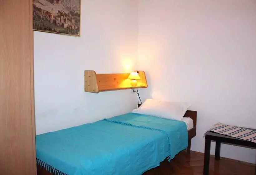 Dora Apartments