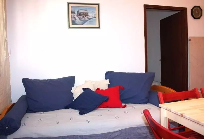 Dora Apartments