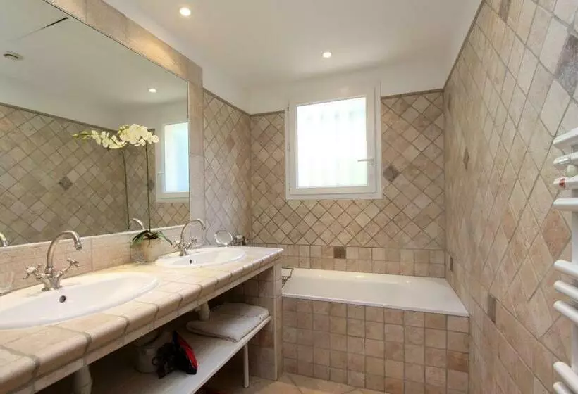Villas Les Residences De Scaglione