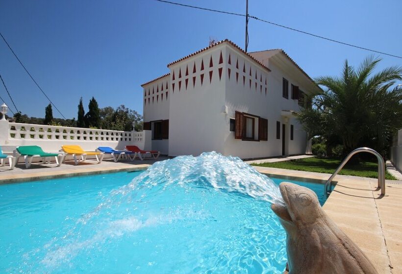 Only 100m To The Beach! Spacious Villa With Private Pool 12 People