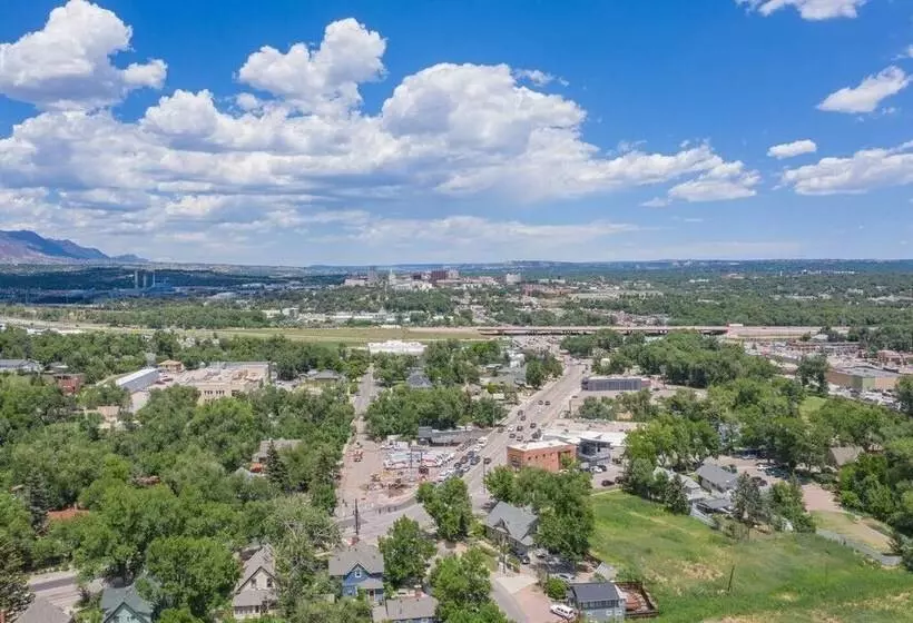 3br Modern Marveldowntown Customprivate Balcony