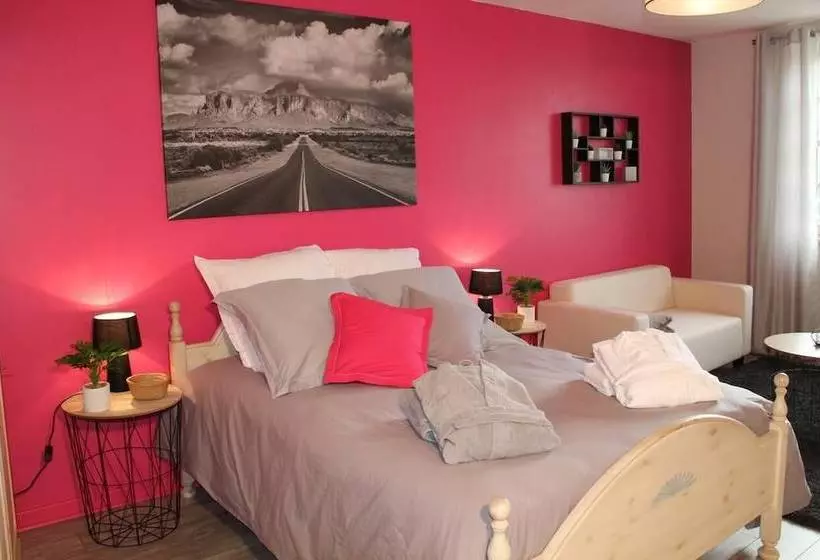 Aamiaismajoitus (B&B) Au Petit Clos