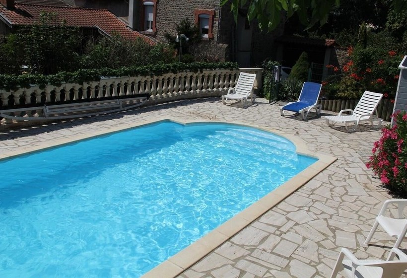 مبيت وإفطار Au Petit Clos