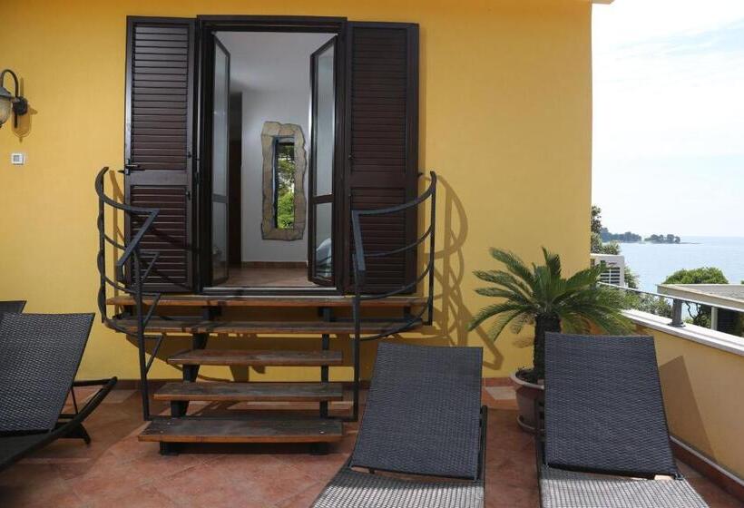 تختخواب و صبحانه Rooms Figarola