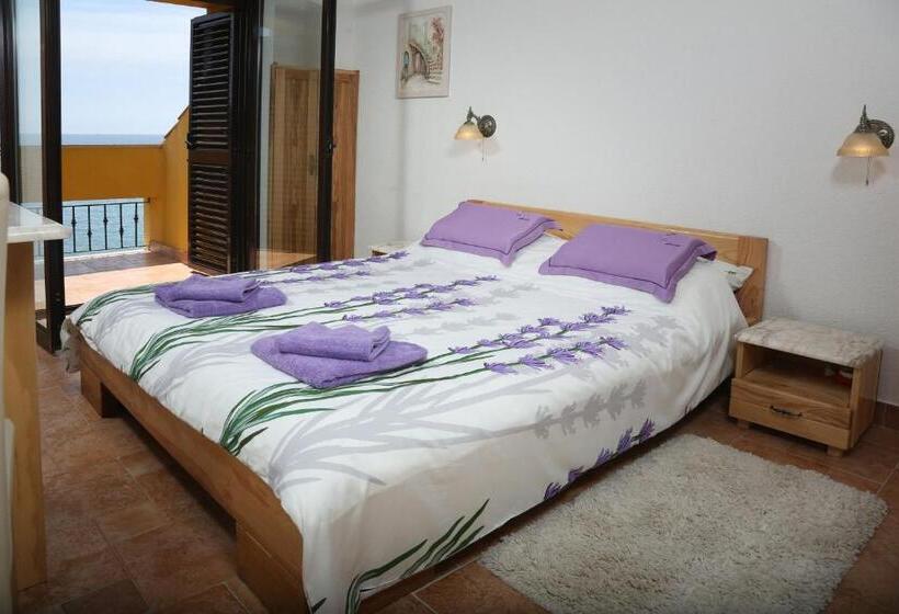 تختخواب و صبحانه Rooms Figarola