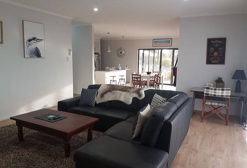 Gilligan S Kangaroo Island