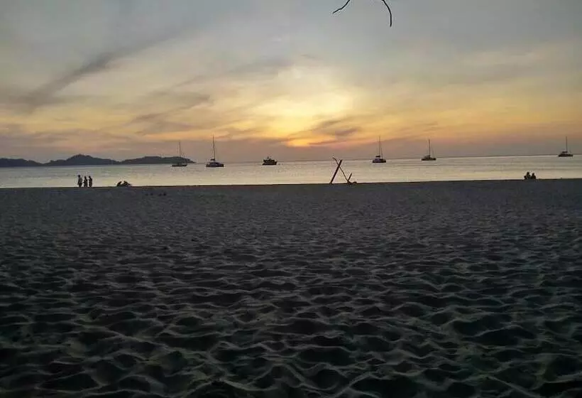 Hotelli Mook Paradise Bungalow